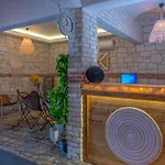 Borsa Rooms & Villas