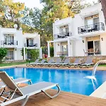 Secret Life Hotel
