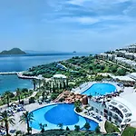 Yasmin Bodrum Resort