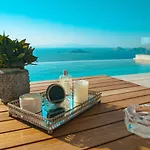 Villa Lamia