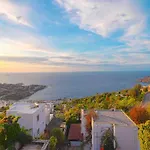 Villa Seba; Yalikavakta Oezel Havuzlu 4+1 Villa