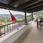 Refreshing Villa Near Milas-Bodrum Airport