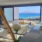Small Beach Hotel