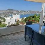 Bodrum Guendogan Koyu Havuzlu Site