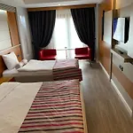 May Park Hotel