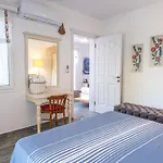 Kefi Beach & Suites