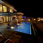 Villa A Ortakentyahsi