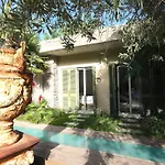 Bella Sombra Hotel