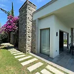 Bodrum Bitez De Rueya Gibi Bir Villada Misafirlik