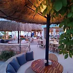 Uzhan Beach Hotel
