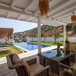 Villa Yaka