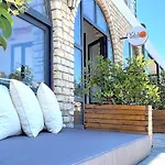 Yalim Hotel
