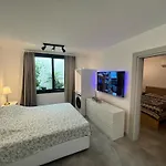 Elegant Villa Private Pool & Stunning Views