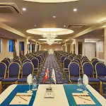 Doubletree By Hilton Izmir - Alsancak