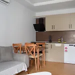 Loca Centre Suites