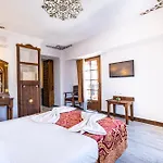 Costa Bitezhan Hotel