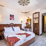 Costa Bitezhan Hotel