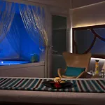 Renaissance Izmir Hotel