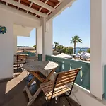 Kefi Beach & Suites