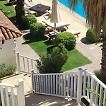 Sah Hotel
