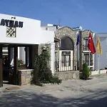 Ayhan Hotel And Pension