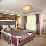 Royal Arena Resort & Spa