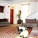 Ikont Hotel
