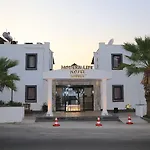 Modern Life Hotel