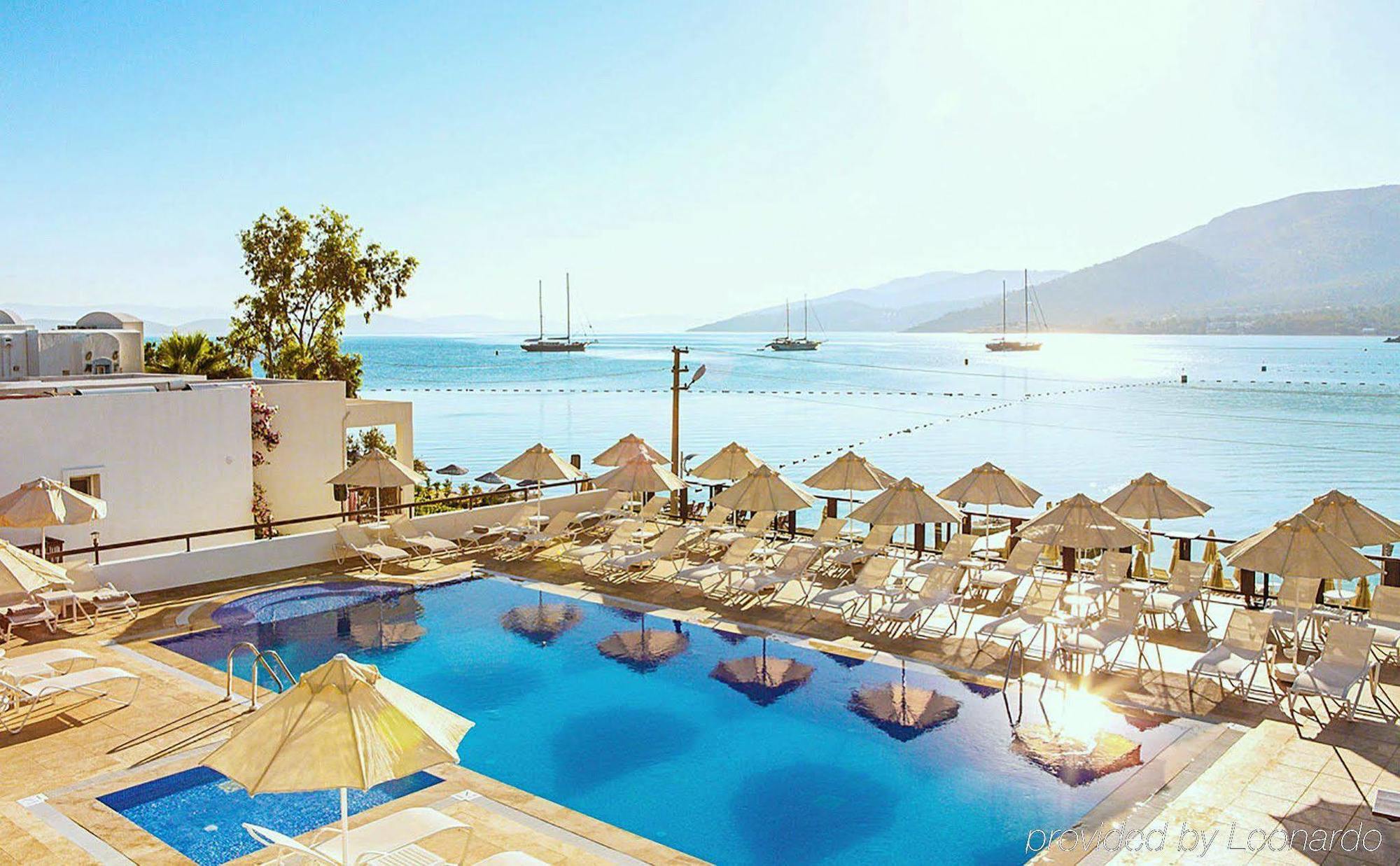 Sina (adults Only) Hotel