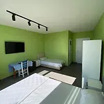 Xo Hostels Bjv